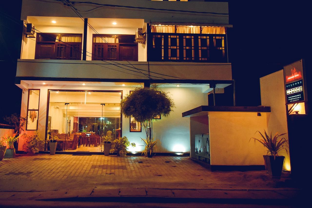 Zendara Hotel Negombo Exteriör bild