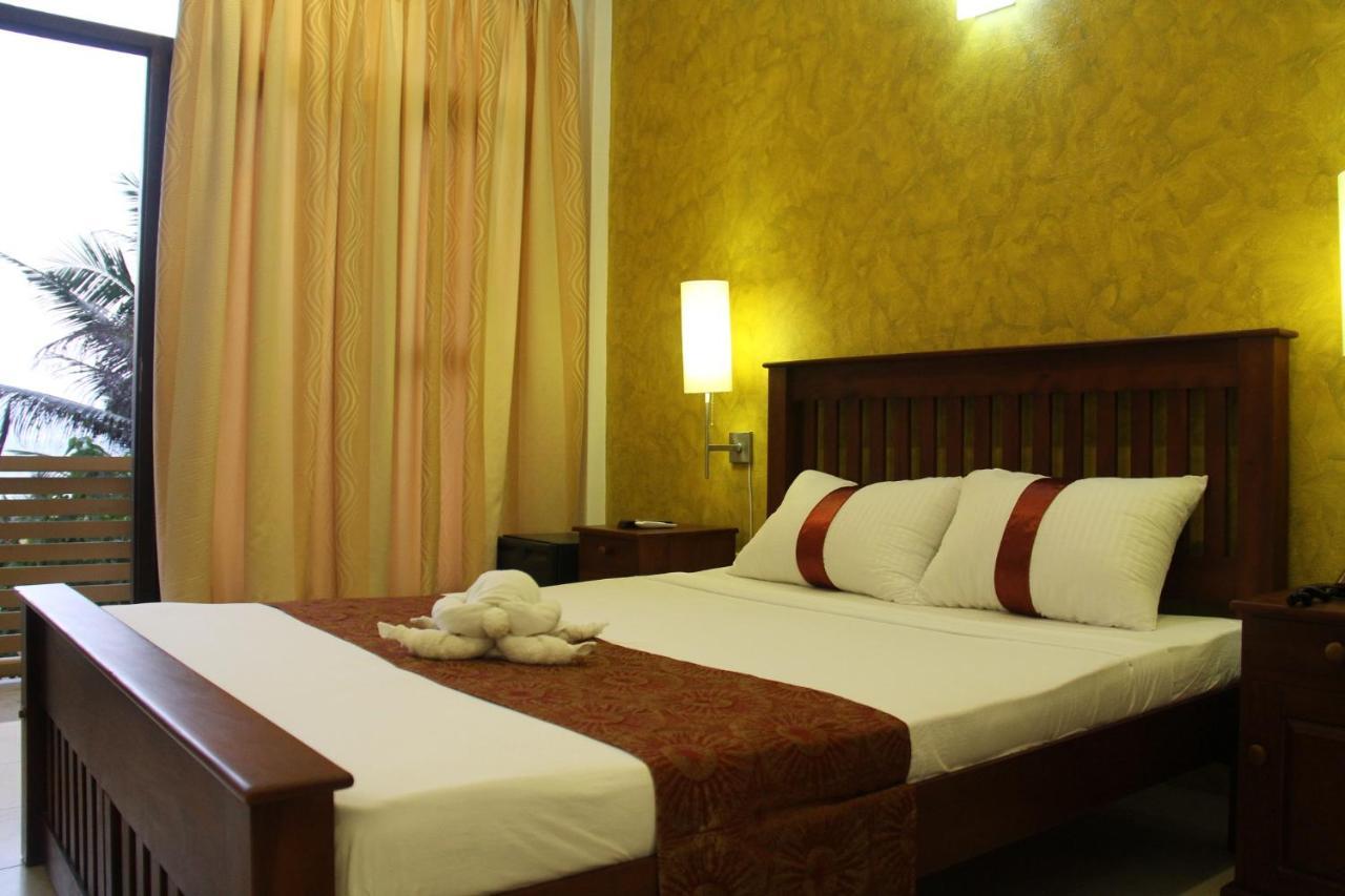 Zendara Hotel Negombo Exteriör bild