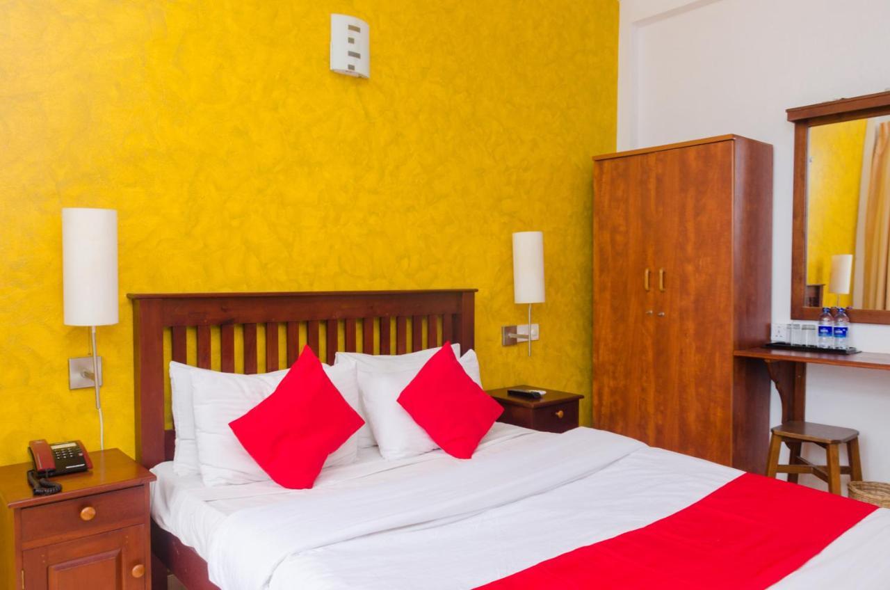 Zendara Hotel Negombo Exteriör bild